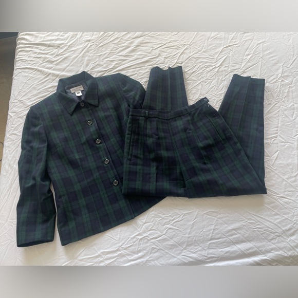 Title:
Vintage Pendleton Wool Plaid Two Piece Suit Tartan Blazer & Pants | 6 - Picture 1 of 16
